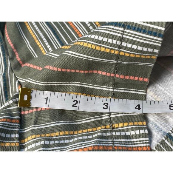 Loft Factory Green Striped 4-inch Shorts Women's Size 4 - Picture 8 of 9